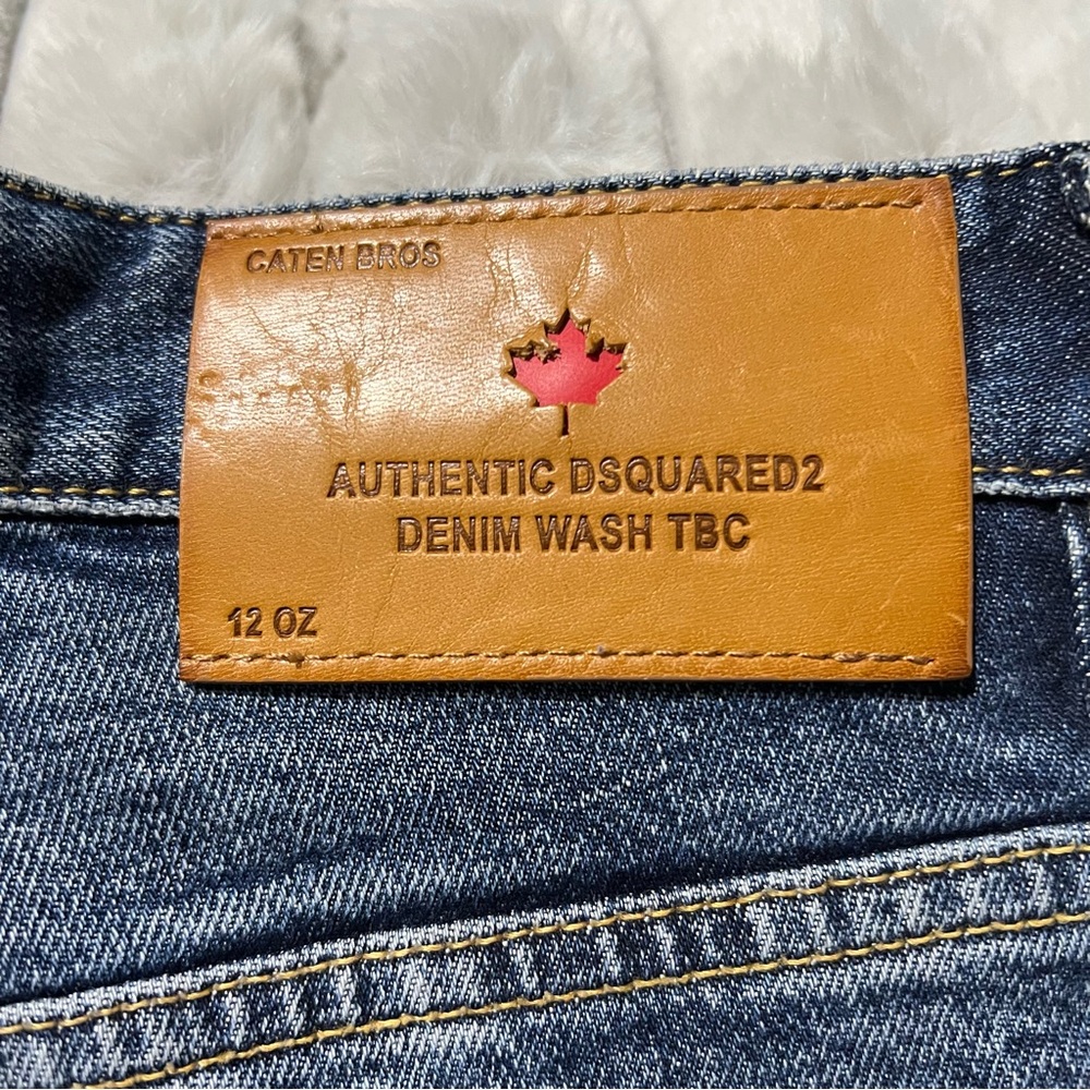 NWT DSQUARED Distressed Jeans - Picture 4 of 10